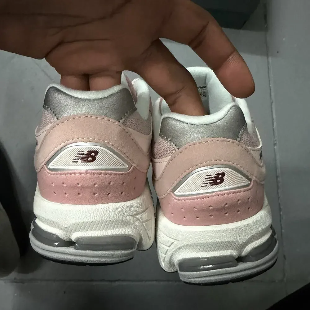 New balance 2002R Pink Sand GC2002SK Size 5.5